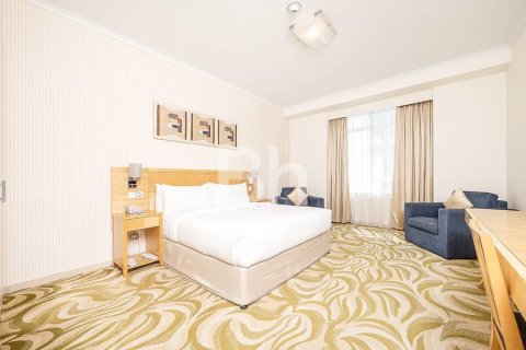 Hotel Apartment in Jumeirah Lake Towers, Dubai 2 bedrooms, 167 sq.m. № 23294 - photo 12