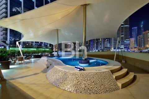 Hotel Apartment in Jumeirah Lake Towers, Dubai 2 bedrooms, 167 sq.m. № 23294 - photo 6