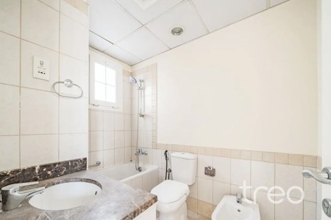 Villa in The Springs, Dubai 2 bedrooms, 156.63 sq.m. № 136293 - photo 7