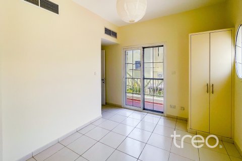 Villa in The Springs, Dubai 2 bedrooms, 156.63 sq.m. № 136293 - photo 4