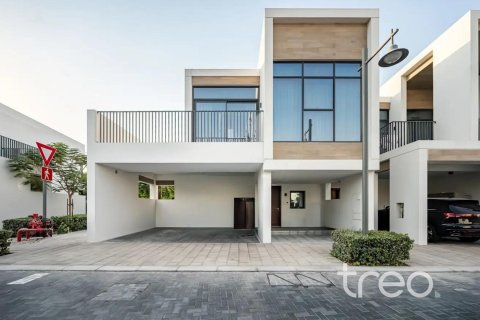 Таунхаус в Arabian Ranches 3, Дубай, 4 спальни, 267.47м², № 136294
