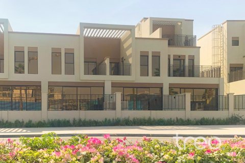 Townhouse in Damac Lagoons, Dubai 5 bedrooms, 297.29 sq.m. № 136288 - photo 2