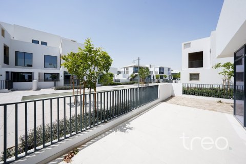 Townhouse in Arabian Ranches 3, Dubai 4 bedrooms, 296.64 sq.m. № 136295 - photo 19