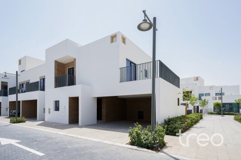 Townhouse in Arabian Ranches 3, Dubai 4 bedrooms, 296.64 sq.m. № 136295
