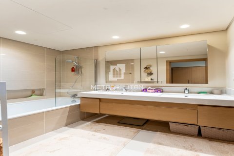 Apartment in Harbour Gate, Dubai Creek Harbour (The Lagoons), Dubai 2 bedrooms, 107 sq.m. № 14868 - photo 23