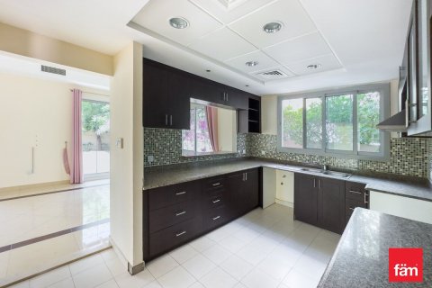 Villa à Dubai, 3 chambres, 569.8 m², № 18675 - photo 18