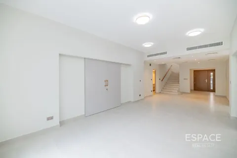 Villa à Meadows, Dubai, 5 chambres, 369 m², № 62049 - photo 3
