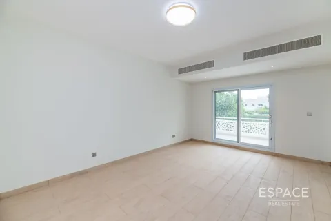 Villa à Meadows, Dubai, 5 chambres, 369 m², № 62049 - photo 10