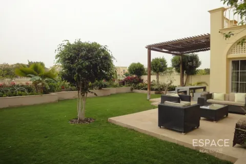 Villa à Springs 8, The Springs, Dubai, 3 chambres, 270 m², № 62047 - photo 9