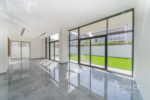 Villa à Al Furjan, Dubai, 4 chambres, 331 m², № 62048 - photo 1