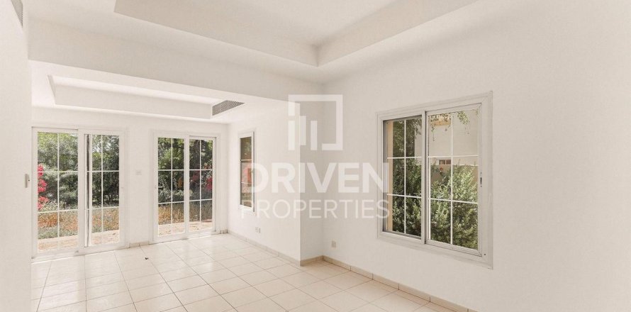 Villa in Springs 12, The Springs, Dubai 3 bedrooms, 332.78 sq.m. № 130022
