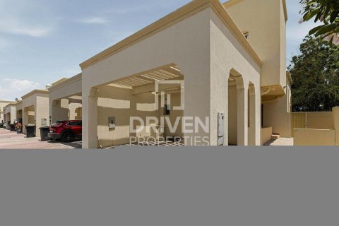 Villa in Springs 12, The Springs, Dubai 3 bedrooms, 332.78 sq.m. № 130022 - photo 11