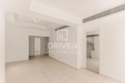 Villa in Springs 12, The Springs, Dubai 3 bedrooms, 332.78 sq.m. № 130022 - photo 20