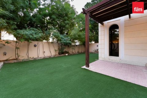 Villa à Dubai, 4 chambres, 298.1 m², № 84759 - photo 10