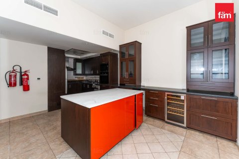 Villa à Dubai, 4 chambres, 298.1 m², № 84759 - photo 21