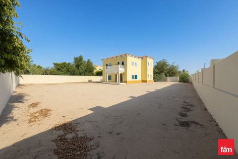 Villa en Dubai, 3 dormitorios, 1067.5 m², № 84739
