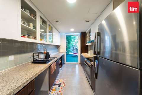 Townhouse in Dubai 3 bedrooms, 187.3 sq.m. № 84750 - photo 16