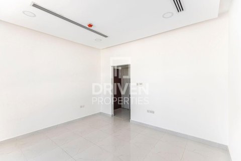 Villa in Al Furjan, Dubai 5 bedrooms, 525 sq.m. № 129162 - photo 9
