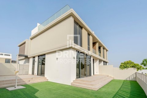 Villa à Golf Grove, Dubai Hills Estate, Dubai, 4 chambres, 345.32 m², № 129161