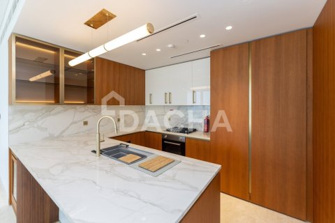 Apartment in Palm Jumeirah, Dubai 3 bedrooms, 188 sq.m. № 105118 - photo 5