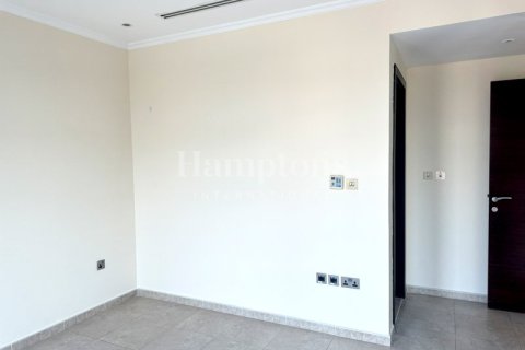 Снять в аренду виллу в Jumeirah Park Homes, Jumeirah Park, Дубай: 3 спальни, 742.75948500м², № 12805 - фото 7