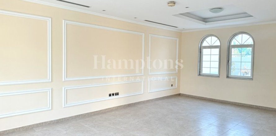 Вилла в Jumeirah Park Homes, Jumeirah Park, Дубай, 3 спальни, 742.759м², № 12805