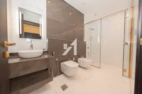 Villa in Jumeirah, Dubai 7 bedrooms, 978.4 sq.m. № 52512 - photo 26