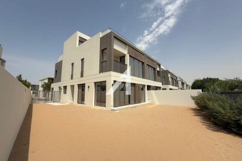 فيلا في دبي 4 غرف نوم, 291.3 م² رقم 52510 - صورة 16