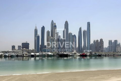 Apartment in EMAAR Beachfront, Dubai Harbour, Dubai 1 bedroom, 71.35 sq.m. № 127845 - photo 3