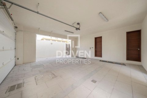 Villa en District One, Mohammed Bin Rashid City, Dubai, 4 dormitorios, 569.96 m², № 127836 - foto 16