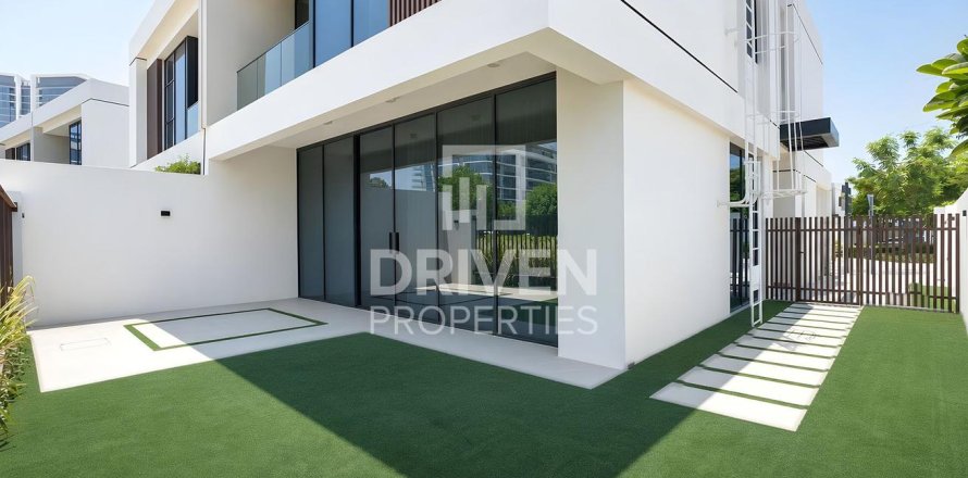 Таунхаус в District One, Мохаммед Бин Рашид Сити, Дубай, 4 спальни, 312.25м², № 127837