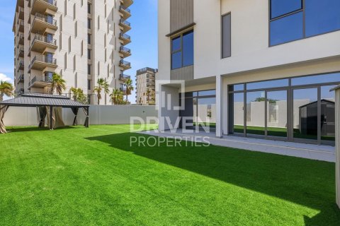 Townhouse in Mohammed Bin Rashid City, Dubai 4 bedrooms, 326.93 sq.m. № 127825 - photo 28