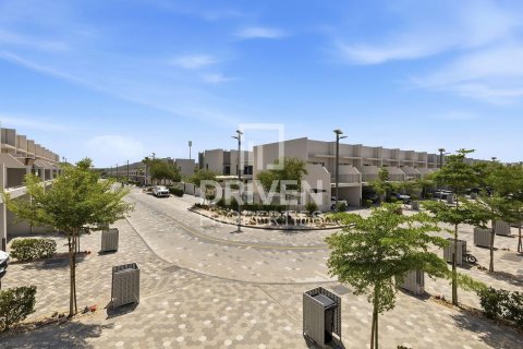 Townhouse in Mohammed Bin Rashid City, Dubai 4 bedrooms, 326.93 sq.m. № 127825 - photo 29