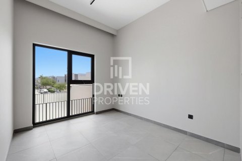 Townhouse in Mohammed Bin Rashid City, Dubai 4 bedrooms, 326.93 sq.m. № 127825 - photo 11