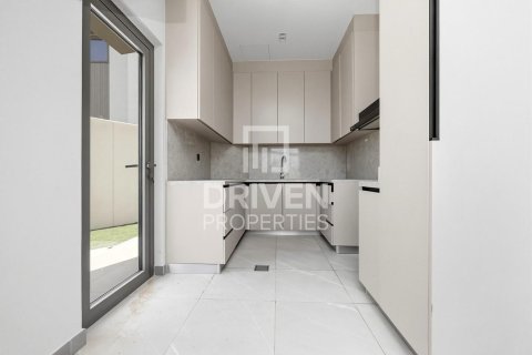 Townhouse in Mohammed Bin Rashid City, Dubai 4 bedrooms, 326.93 sq.m. № 127825 - photo 21