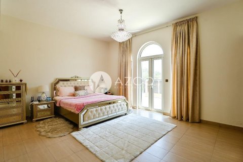 Villa à Legacy, Jumeirah Park, Dubai, 4 chambres, 631.1 m², № 42411 - photo 10