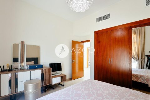 Villa à Legacy, Jumeirah Park, Dubai, 4 chambres, 631.1 m², № 42411 - photo 13