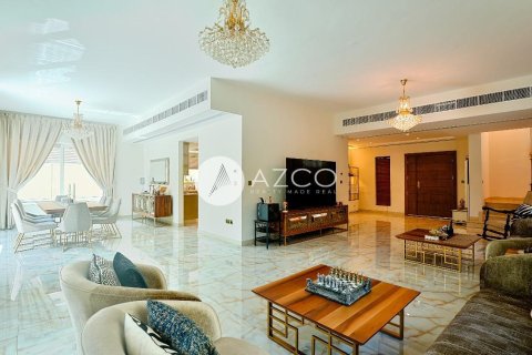 Villa à Legacy, Jumeirah Park, Dubai, 4 chambres, 631.1 m², № 42411 - photo 5