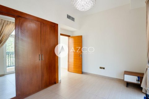 Villa à Legacy, Jumeirah Park, Dubai, 4 chambres, 631.1 m², № 42411 - photo 18
