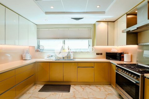 Villa à Legacy, Jumeirah Park, Dubai, 4 chambres, 631.1 m², № 42411 - photo 12