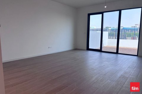 Снять в аренду таунхаус в Джабаль-Али, Дубай: 4 спальни, 256.6м², № 111718 - фото 12