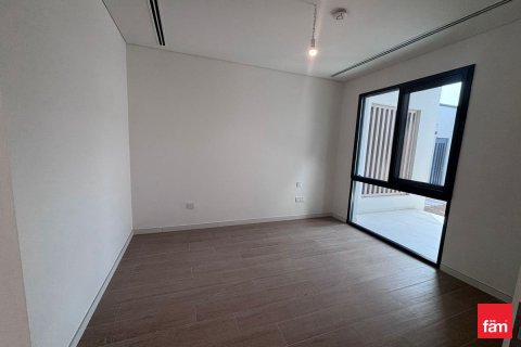 Снять в аренду таунхаус в Джабаль-Али, Дубай: 4 спальни, 256.6м², № 111718 - фото 14