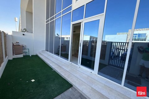 Maison de ville à Dubai, 2 chambres, 105.6 m², № 111716 - photo 4
