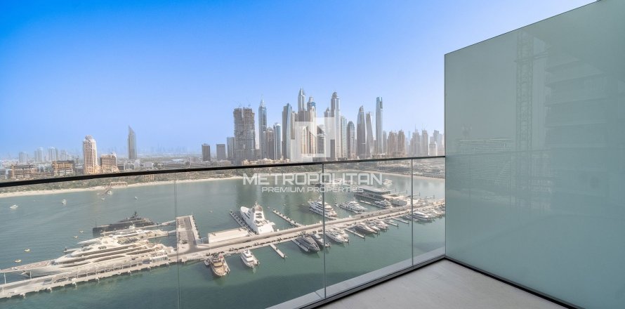 Квартира в EMAAR Beachfront, Dubai Harbour, Дубай, 2 спальни, 106м², № 73742