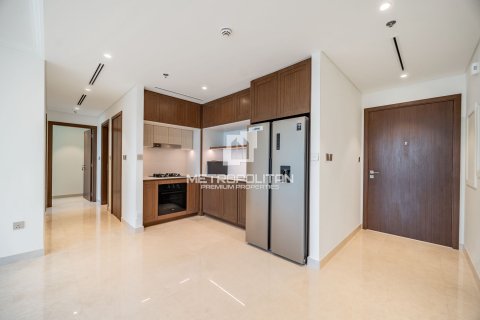 Купить квартиру в EMAAR Beachfront, Dubai Harbour, Дубай: 2 спальни, 106м², № 73742 - фото 3