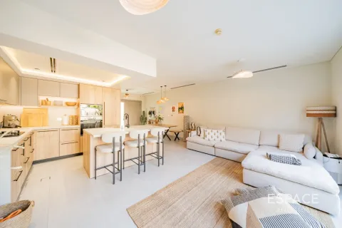 Adosado en Jumeirah Village Circle, Dubai, 2 dormitorios, 152 m², № 61693 - foto 2
