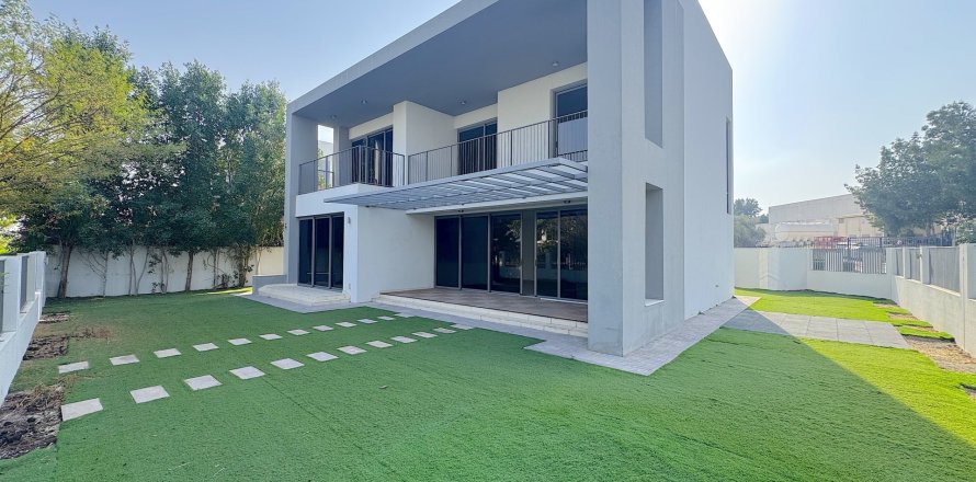 Villa in Dubai Hills Estate, Dubai 5 bedrooms, 348.39 sq.m. № 136536