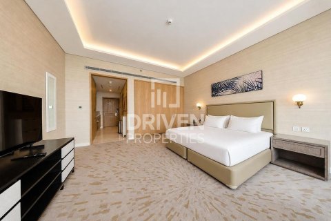 Apartment in The Palm Tower, Palm Jumeirah, Dubai studio, 55.83 sq.m. № 137197