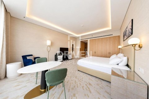 Apartment in The Palm Tower, Palm Jumeirah, Dubai studio, 55.83 sq.m. № 137197 - photo 5