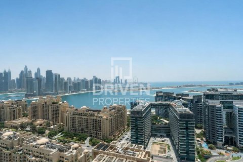 Apartment in The Palm Tower, Palm Jumeirah, Dubai studio, 55.83 sq.m. № 137197 - photo 13